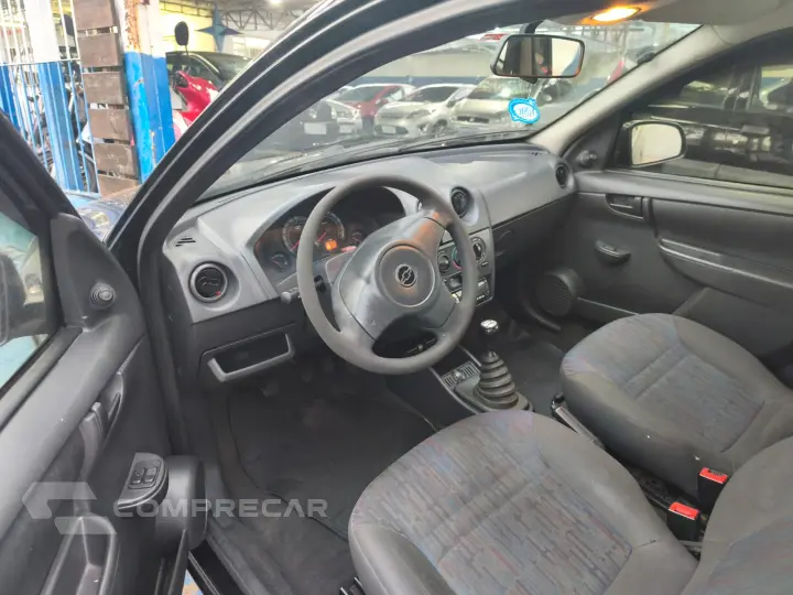 CELTA 1.0 MPFI Life 8V
