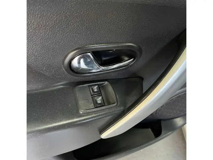 SANDERO 1.0 12V SCE FLEX EXPRESSION MANUAL