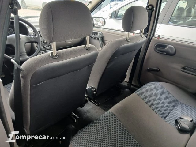 CLASSIC - 1.0 MPFI LS 8V 4P MANUAL