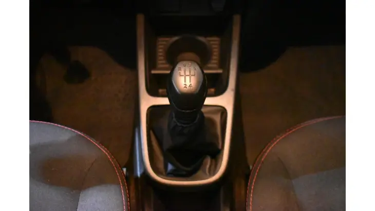 KWID - 1.0 12V SCE ZEN MANUAL