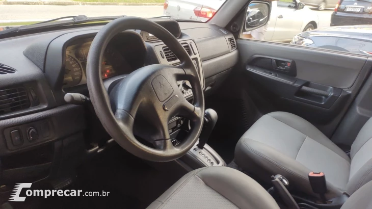 PAJERO TR4 2.0 4X4 16V 131CV