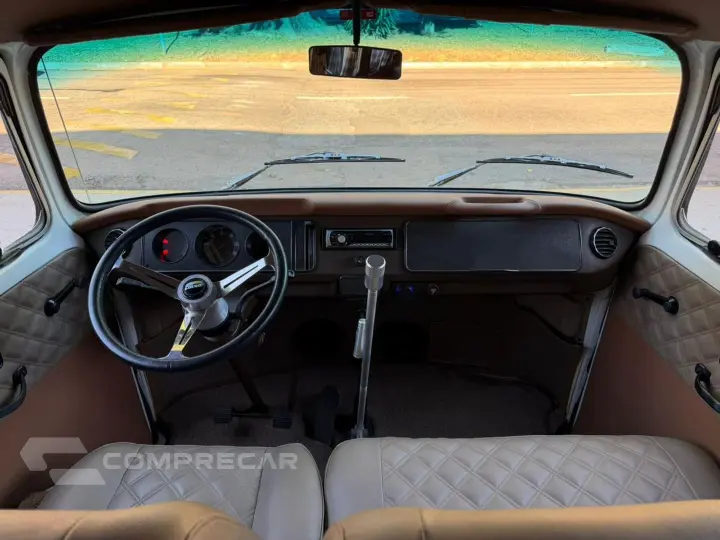 Kombi 1.6 Std 8V Gasolina 3P Manual