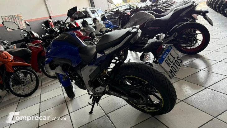 FZ25 ABS