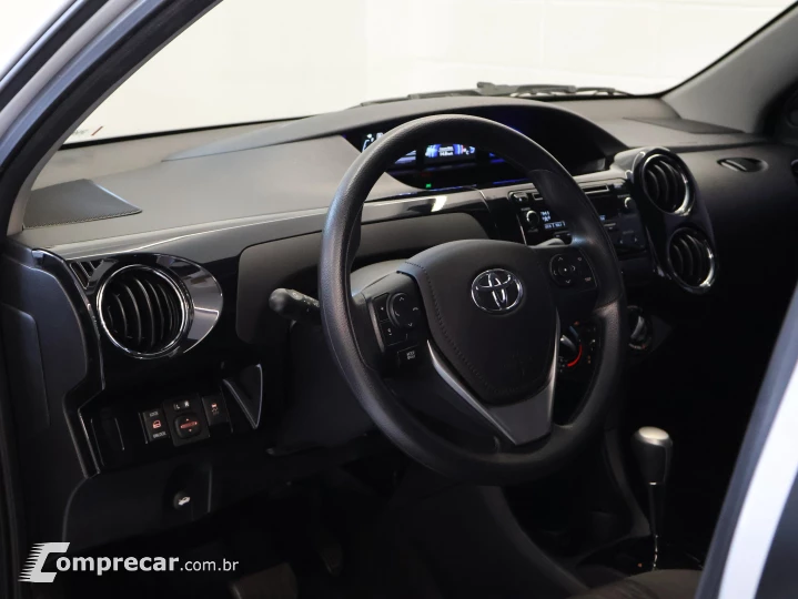 ETIOS 1.5 X Plus 16V