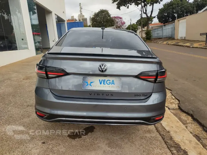 VIRTUS Exclusive 250TSI 1.4 Flex 16V Aut