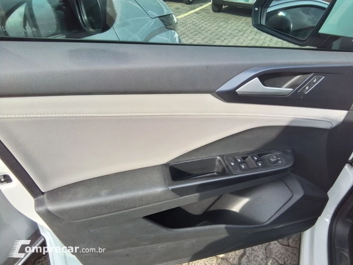 TAOS 1.4 250 TSI TOTAL FLEX COMFORTLINE AUTOMÁTICO
