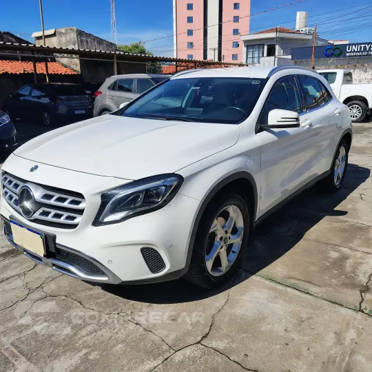 GLA 200 1.6 CGI Advance 7g-dct