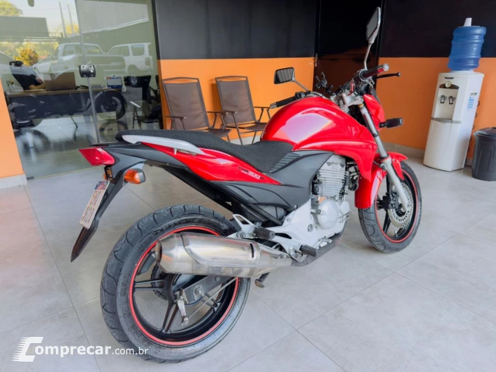 CB300