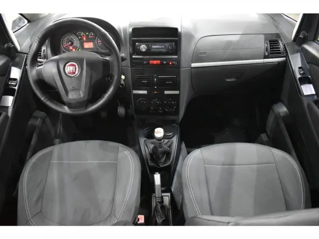 IDEA - 1.4 MPI ATTRACTIVE 8V 4P MANUAL
