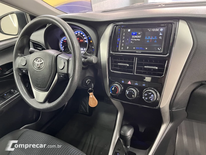 YARIS 1.5 16V Sedan XL Live