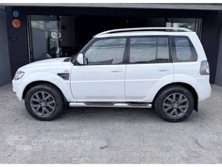 PAJERO TR4 2.0 4X2 16V 140CV FLEX 4P AUTOMÁTICO