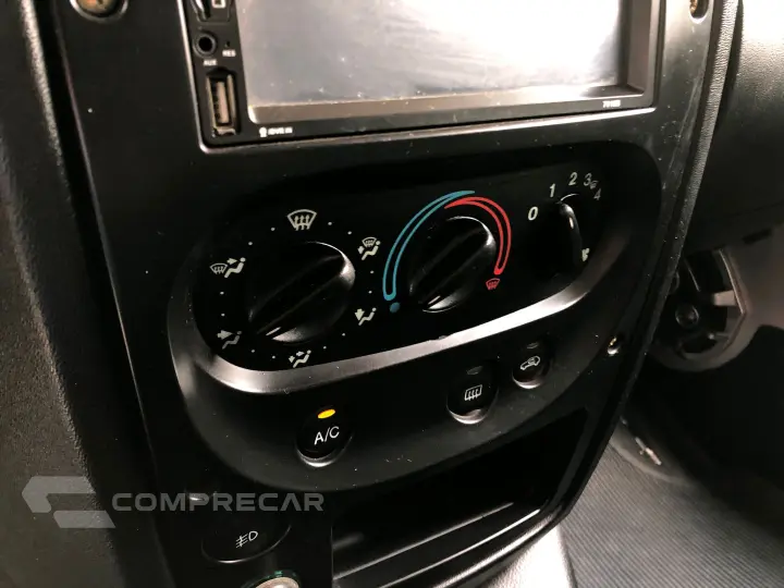 T4 3.0 Teto Rígido 16V Turbo Eletronic Diesel 2P Manual