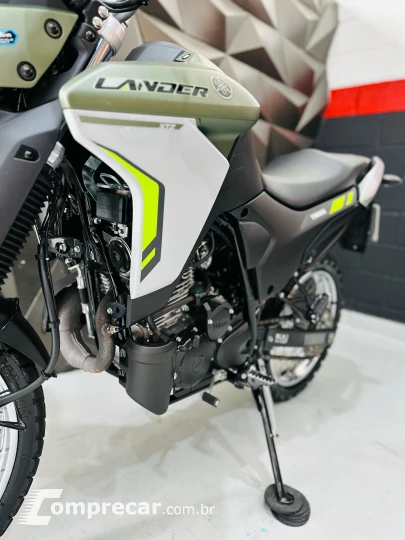 XTZ 250 LANDER