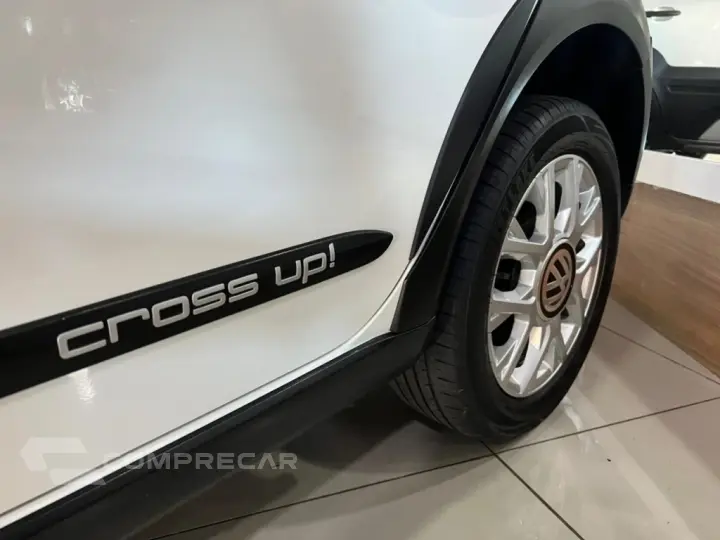 CROSS UP 1.0 TSI 12V FLEX 4P MANUAL