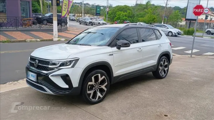 TAOS 1.4 250 TSI Highline