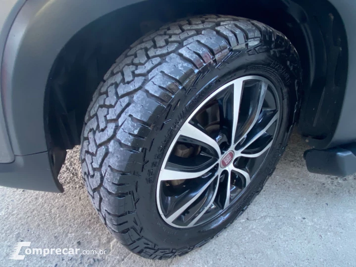 TORO 2.0 16V Turbo Volcano 4WD AT9
