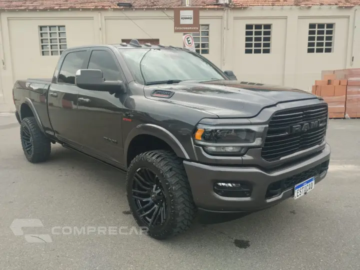 2500 6.7 I6 Turbo Laramie Night Edition CD 4X4