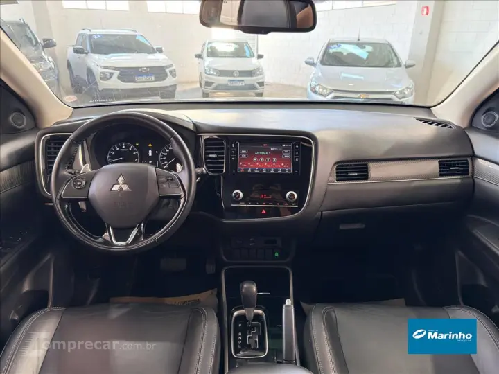 OUTLANDER 2.0 MIVEC GASOLINA HPE AUTOMÁTICO