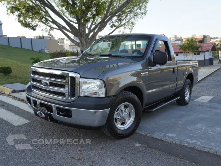 F-250 4.2 XLT 4X2 CS TURBO DIESEL 2P MANUAL
