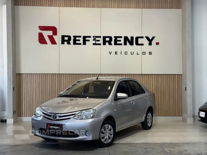 ETIOS 1.5 XLS 16V FLEX 4P AUTOMÁTICO