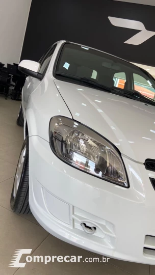 CELTA 1.0 MPFI LT 8V