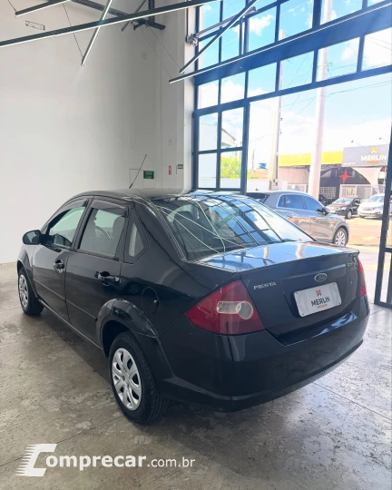 FIESTA 1.6 MPI Class Sedan 8V