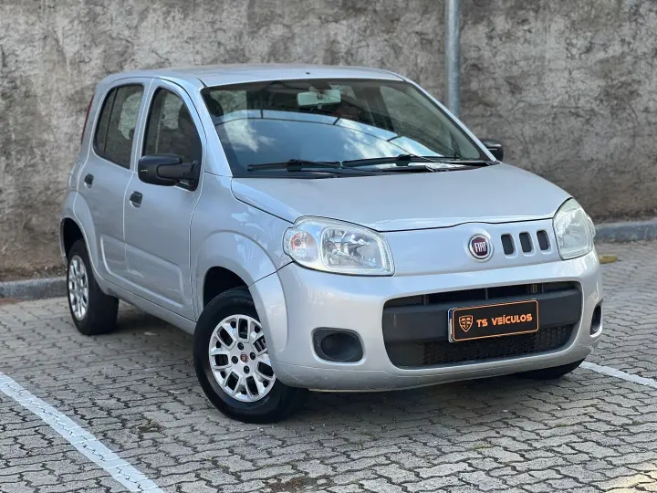 UNO 1.0 EVO VIVACE 8V FLEX 4P MANUAL