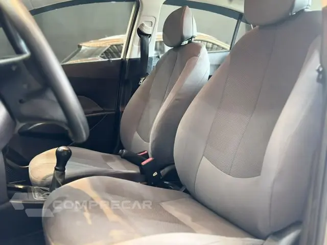 HB20S - 1.0 COMFORT PLUS 12V 4P MANUAL