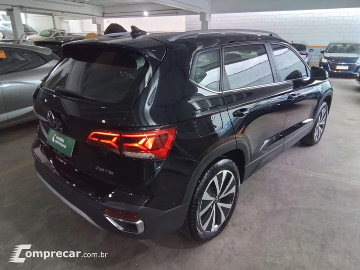 TAOS 1.4 250 TSI TOTAL FLEX HIGHLINE AUTOMÁTICO