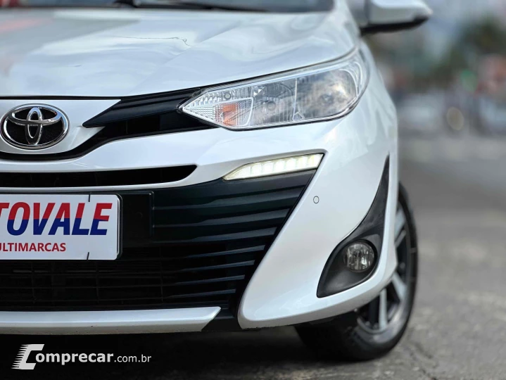 YARIS 1.5 16V FLEX SEDAN XL LIVE MULTIDRIVE