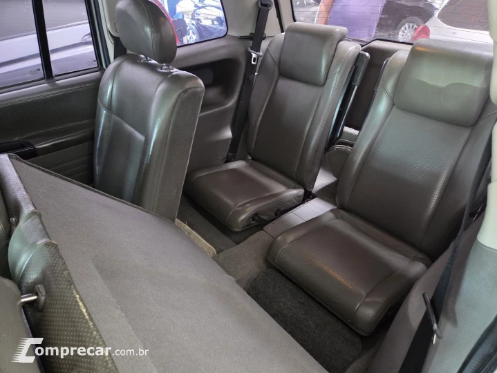 ZAFIRA 2.0 MPFI ELITE 8V FLEX 4P AUTOMÁTICO