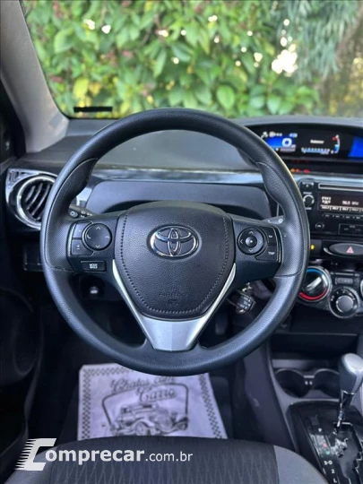 ETIOS 1.5 X PLUS SEDAN 16V FLEX 4P AUTOMÁTICO