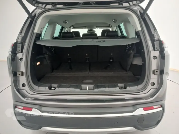COMMANDER 1.3 T270 TURBO FLEX LIMITED AT6