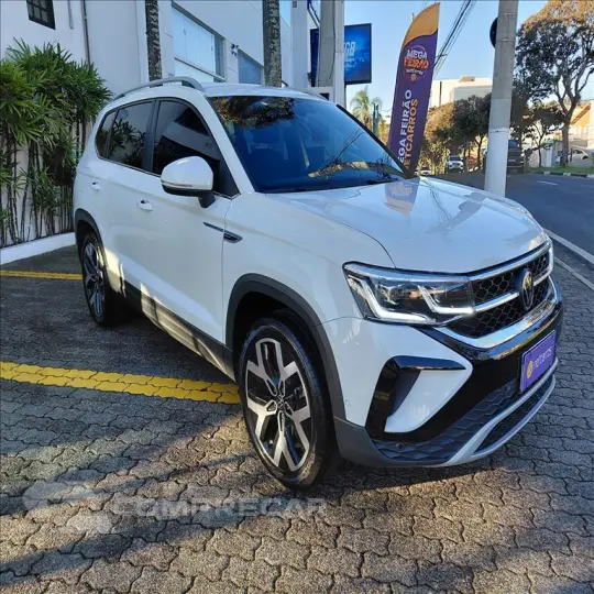 TAOS 1.4 250 TSI TOTAL FLEX HIGHLINE AUTOMÁTICO
