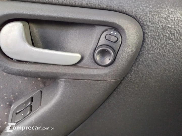 CORSA 1.4 MPFI Premium Sedan 8V