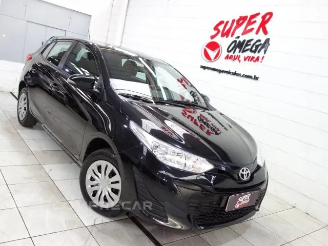 YARIS HATCH - 1.3 16V XL LIVE MANUAL