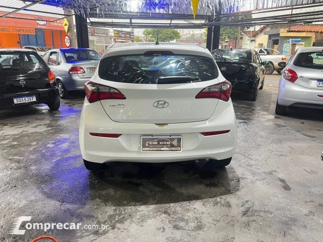 HB20 - 1.0 COMFORT 12V 4P MANUAL