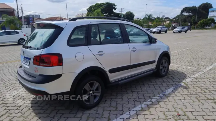 Space Cross 1.6 4P FLEX