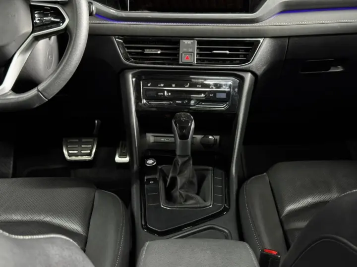 TAOS 1.4 250 TSI TOTAL FLEX HIGHLINE AUTOMÁTICO