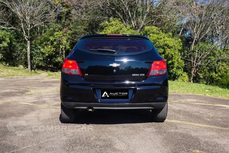 ONIX HATCH LTZ 1.4 8V FlexPower 5p Mec.