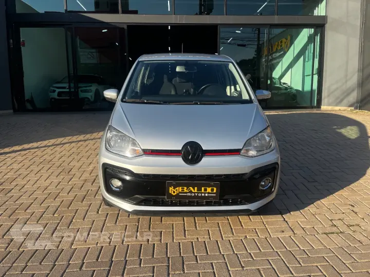 up! high 1.0 TSI Total Flex 12V 5p