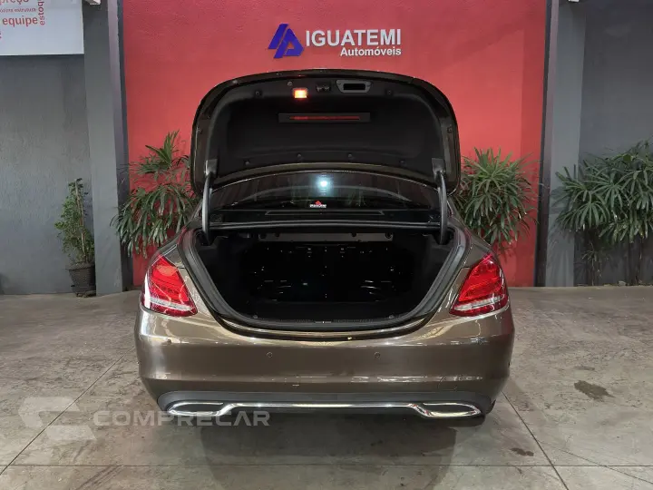 C 180 1.6 CGI EXCLUSIVE 16V TURBO GASOLINA 4P AUTOMÁTICO
