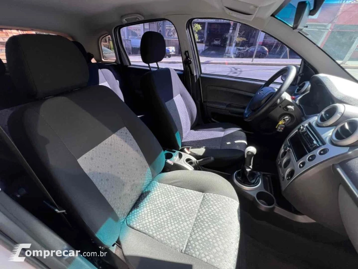 FIESTA 1.6 ROCAM HATCH 8V FLEX 4P MANUAL