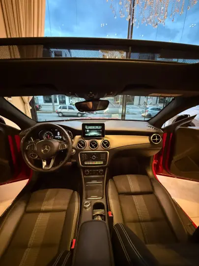 CLA 200 1.6 First Edition Turbo