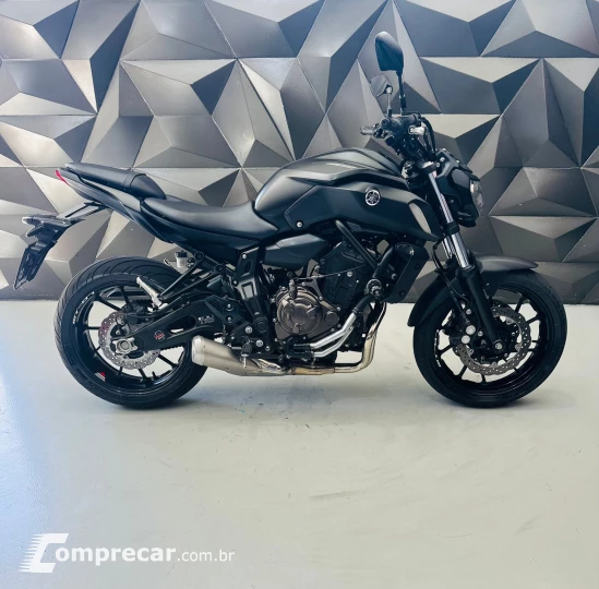 mt 07 abs