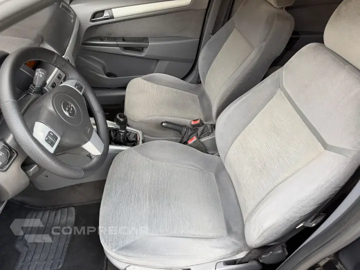 VECTRA 2.0 MPFI Elegance 8V
