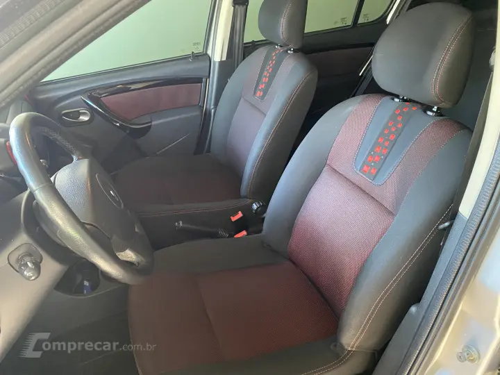 SANDERO 1.6 16V SCE Stepway