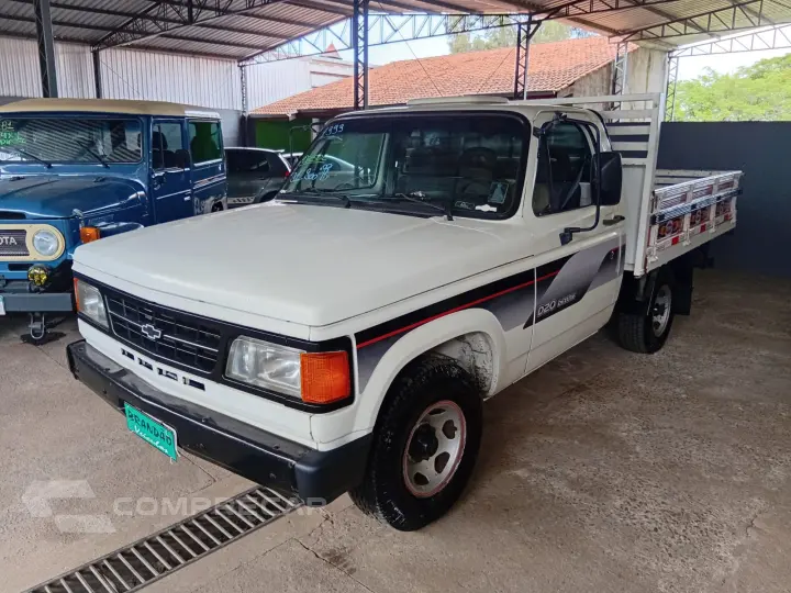 D20 DLX
