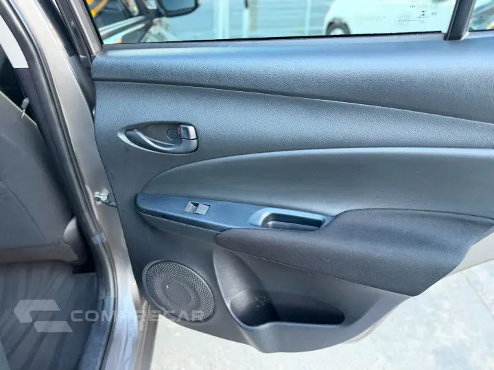 YARIS XL Live Sedan 1.5 Flex 16V 4p Aut.