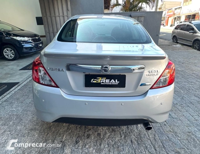 VERSA 1.6 16V Unique